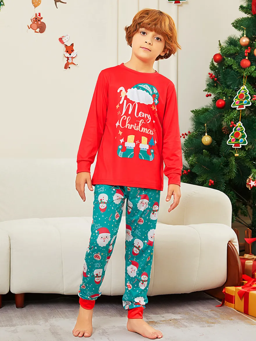 Pyjamas familiaux rouges et turquoise avec imprimé Joyeux Noël 2026