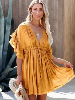 Robe babydoll mini bohème chic pour femme - Manches à volants col en V boutons sur le devant - Collection été plage 2026