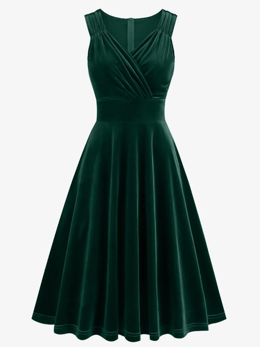 Robe bordeaux cintrée et élégante à jupe trapèze parfaite pour les soirées.