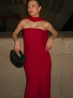 Robe bustier minimaliste à col foulard pour femme - Élégante robe sirène maxi - Soirée de gala formelle de printemps 2026