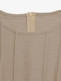Robe camel sans manches en maille maxi à col rond et coupe ajustée style décontracté