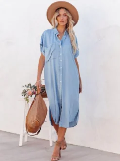 Robe chemise bohème bleu ciel clair pour femme - Robe midi ample à manches courtes et boutons - Collection été 2026