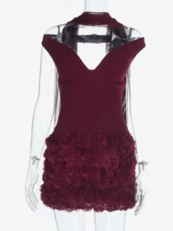 Robe courte bordeaux à ourlet en pétales de rose 3D pour femme - Robe moulante romantique avec foulard - Tenue de soirée estivale élégante et raffinée 2026