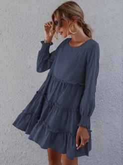 Robe courte décontractée à manches longues et volants col rond ourlet à volants style Daily Dresses