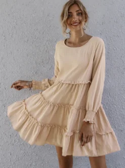 Robe courte décontractée à manches longues et volants col rond ourlet à volants style Daily Dresses