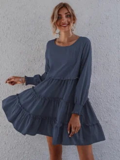Robe courte décontractée à manches longues et volants col rond ourlet à volants style Daily Dresses
