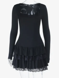 Robe courte en dentelle à col carré pour femme - Robe moulante noire à volants gothiques superposés et manches longues - Tenue de soirée printanière 2026