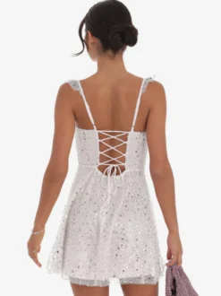 Robe courte en tulle à sequins pour femme - Décolleté cœur dos lacé sans manches coupe trapèze - Idéale pour une fête d'anniversaire d'été 2026