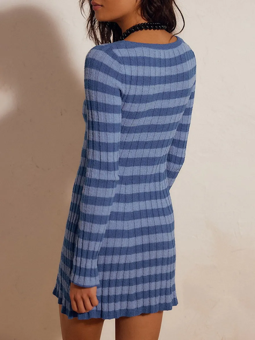 Robe courte moulante à rayures côtelées col rond et manches longues Daily Dresses