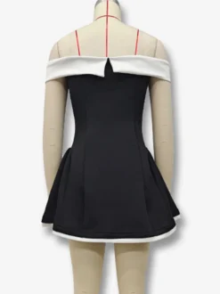 Robe courte à épaules dénudées et manches longues coupe trapèze tenue de soirée sexy pour femme 2026