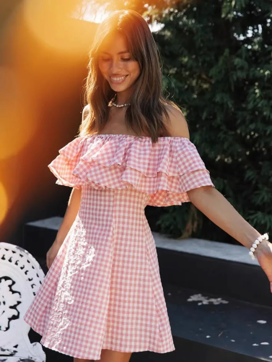 Robe courte vichy à épaules dénudées pour femme - Robe patineuse à volants rose style cottagecore - Idéale pour un pique-nique d'été 2026