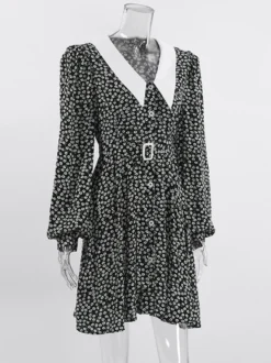 Robe courte vintage à fleurs pour femme - Manches bouffantes et ceinture - Col pointu - Tenue romantique pour une soirée en amoureux 2026
