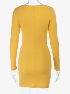 Robe côtelée à strass et fleurs pour femme - Robe moulante mini jaune à manches longues et col carré - Collection printemps-été 2026