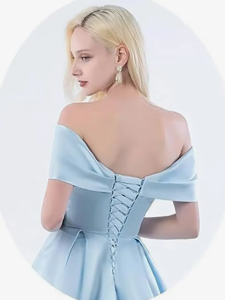 Robe de bal courte mini en satin à épaules dénudées avec poches dos corset et coupe trapèze