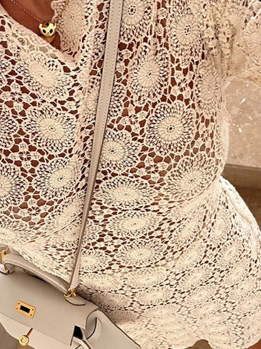 Robe de plage courte dos nu en dentelle mini-robe femme manches longues évasées dos nu broderie crochet ajourée