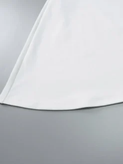 Robe de soirée blanche en polyester bicolore sans manches et sans bretelles
