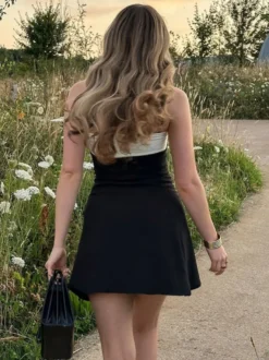 Robe de soirée blanche en polyester bicolore sans manches et sans bretelles