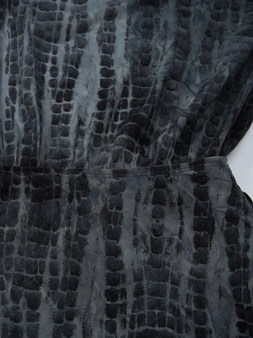 Robe de soirée bleue en polyester manches courtes dos nu robe d'été