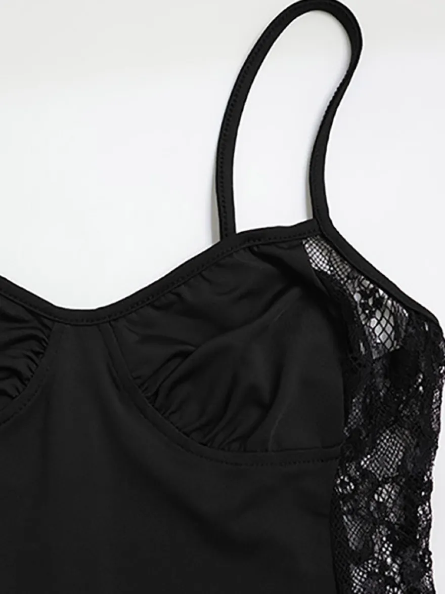 Robe de soirée bustier à bretelles spaghetti et découpe latérale en dentelle robe maxi moulante