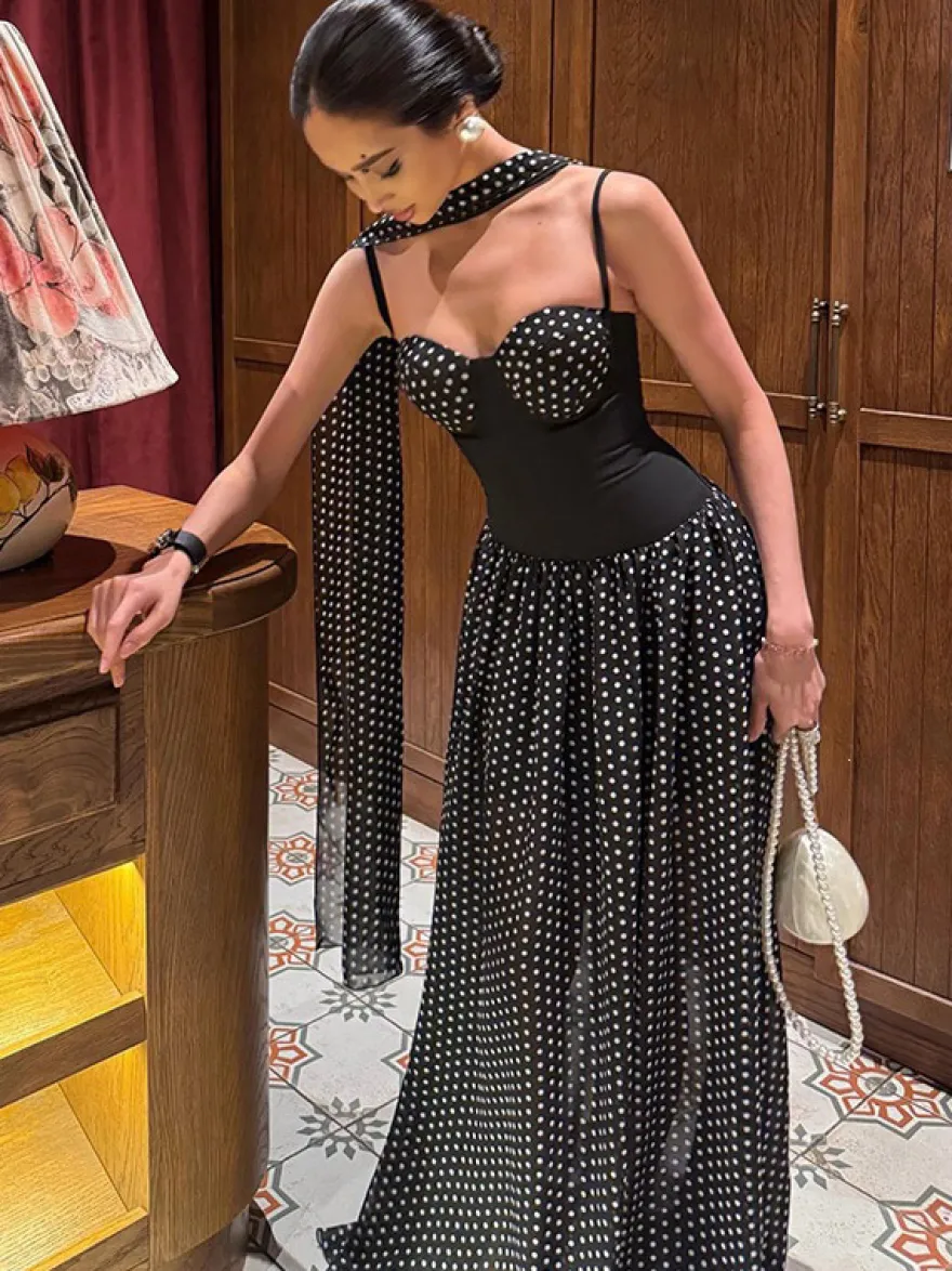 Robe de soirée bustier maxi en mousseline transparente à pois avec foulard assorti