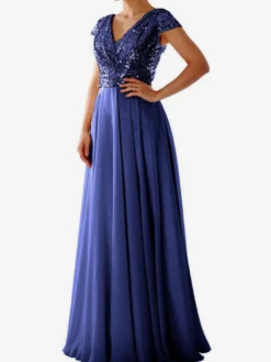 Robe de soirée écru blanc à col V et sequins manches courtes cintrées style chic semi-formel