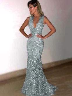 Robe de soirée dorée à col en V en dentelle sans manches coupe cintrée élégante et semi-formelle