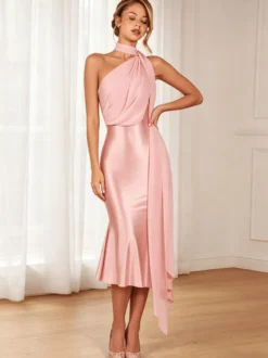 Robe de soirée en satin dos nu asymétrique robe midi moulante à col drapé et longue traîne à ruban
