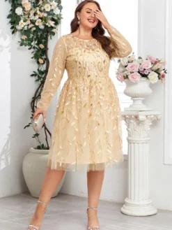 Robe de soirée grande taille en tulle brodé de feuilles d'or robe midi à manches longues et col rond robe de mariée