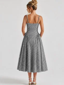 Robe de soirée élégante à carreaux sans manches col carré robe noire midi