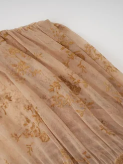 Robe de soirée longue abricot clair col montant plissée manches courtes imprimée