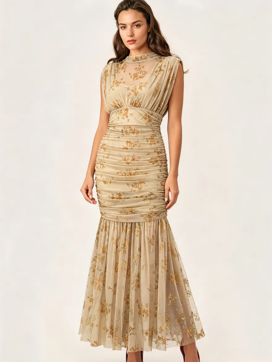 Robe de soirée longue abricot clair col montant plissée manches courtes imprimée
