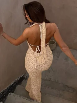Robe de soirée longue abricot à col V en dentelle sans manches élégante et semi-formelle