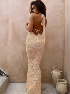 Robe de soirée longue abricot à col V en dentelle sans manches élégante et semi-formelle