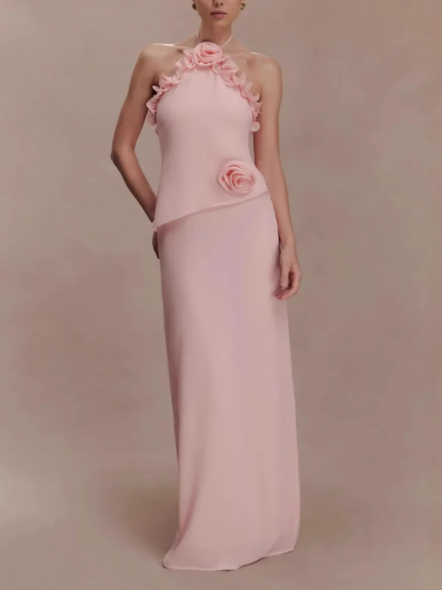 Robe de soirée longue en satin à imprimé floral rose dos nu et fente froncée