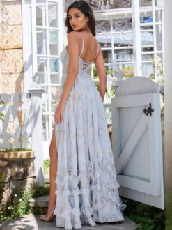 Robe de soirée longue à volants superposés et à bretelles fendues 2026