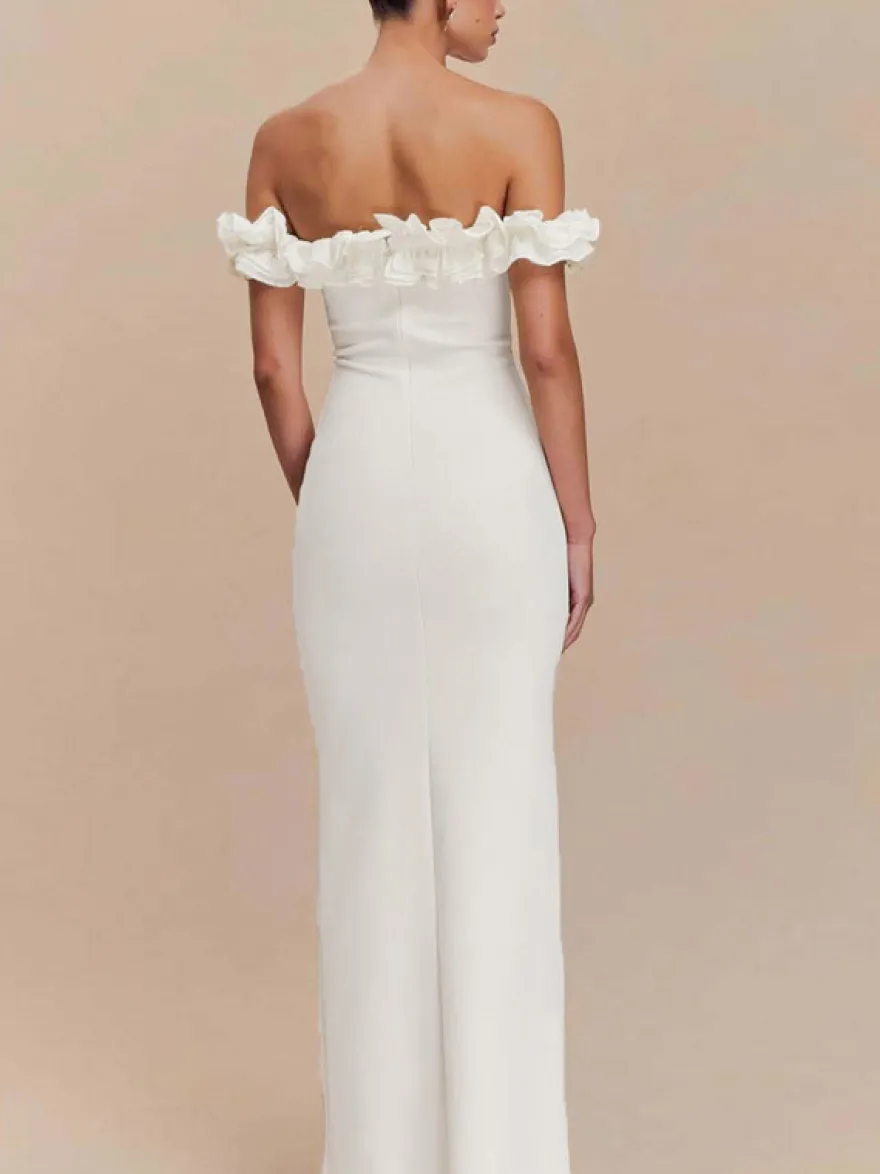Robe de soirée maxi rouge à épaules dénudées et volants chic et semi-formelle idéale pour l'été.