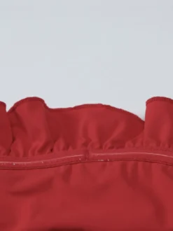 Robe de soirée maxi rouge à épaules dénudées et volants chic et semi-formelle idéale pour l'été.