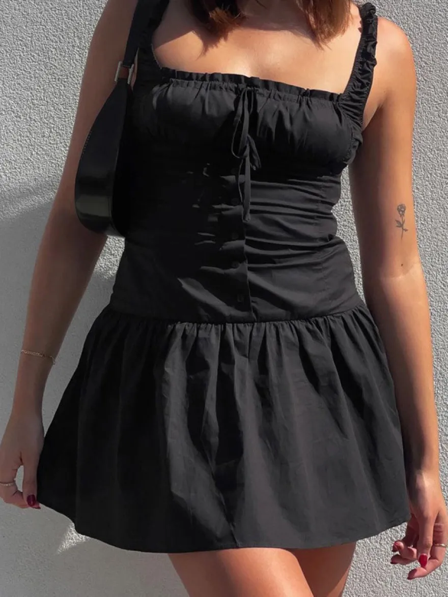 Robe de soirée mini blanche à bretelles col lacé sans manches plissée style décontracté semi-formel