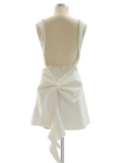 Robe de soirée mini blanche à col bijou et perles sans manches dos nu sexy et semi-formelle