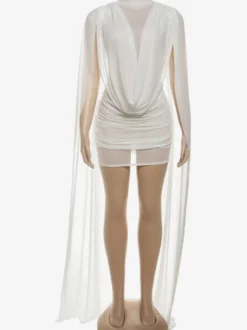 Robe de soirée moulante en tulle à col drapé et manches longues cape dos nu transparent style club