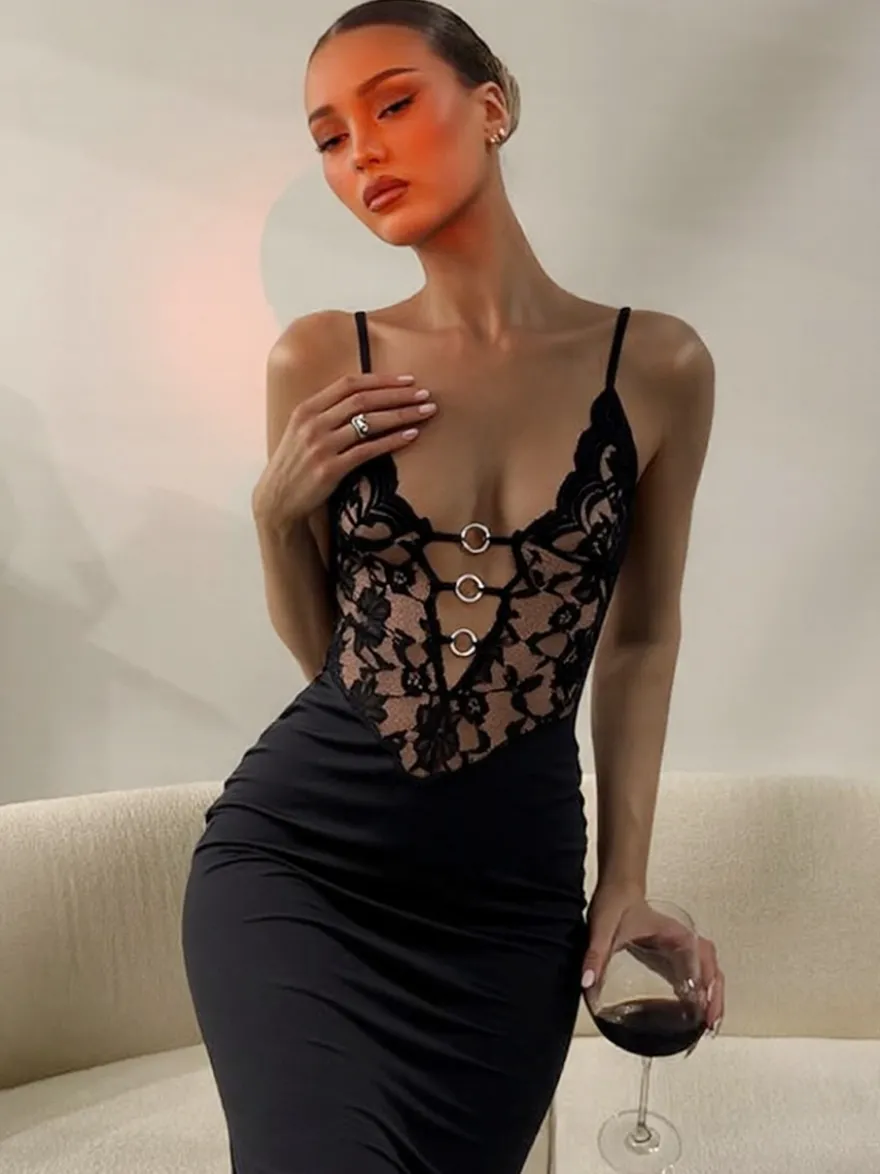 Robe de soirée noire à dos croisé et découpes en dentelle robe longue pour boîte de nuit