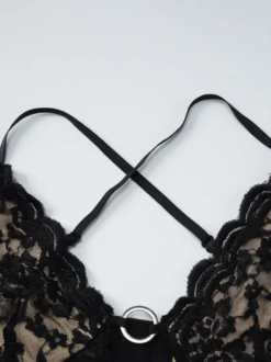 Robe de soirée noire à dos croisé et découpes en dentelle robe longue pour boîte de nuit