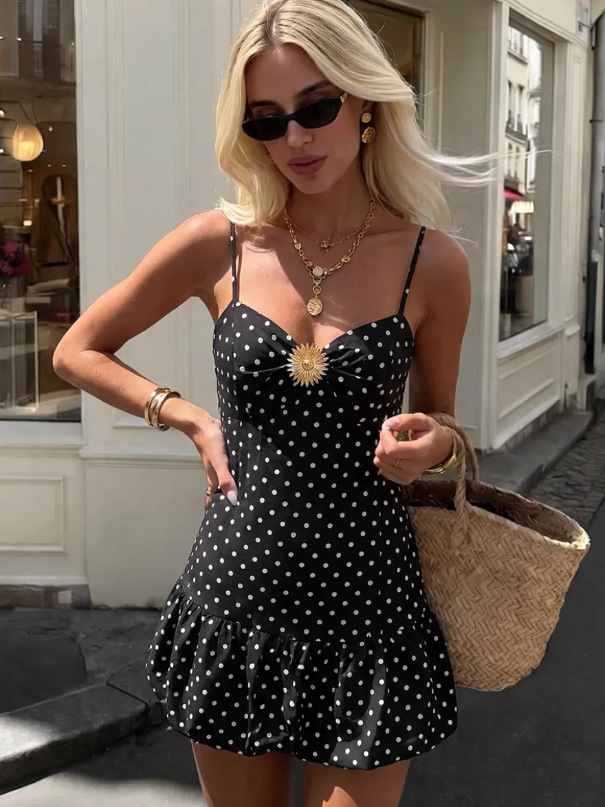 Robe de soirée noire à pois débardeur à volants mini-robe fluide d'été