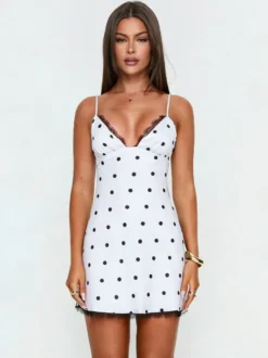 Robe de soirée noire à pois sans manches à bretelles robe d'été