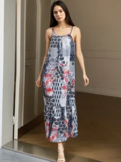 Robe de vacances bohème vintage à imprimé patchwork bretelles spaghetti dos nu et volants robe longue