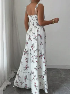 Robe de vacances imprimée à fines bretelles robe longue fluide à col en V et imprimé floral