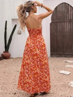 Robe de vacances maxi à bretelles col camisole sans manches style bohème bicolore dos nu imprimé floral