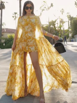 Robe de vacances maxi à volants sans manches à col rond robe bohème noire sexy