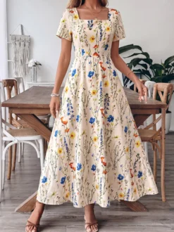 Robe d'été maxi à col carré et manches courtes imprimé floral fluide
