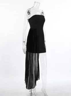 Robe d'été mini sans bretelles avec drapé plissé asymétrique pour femmes 2026